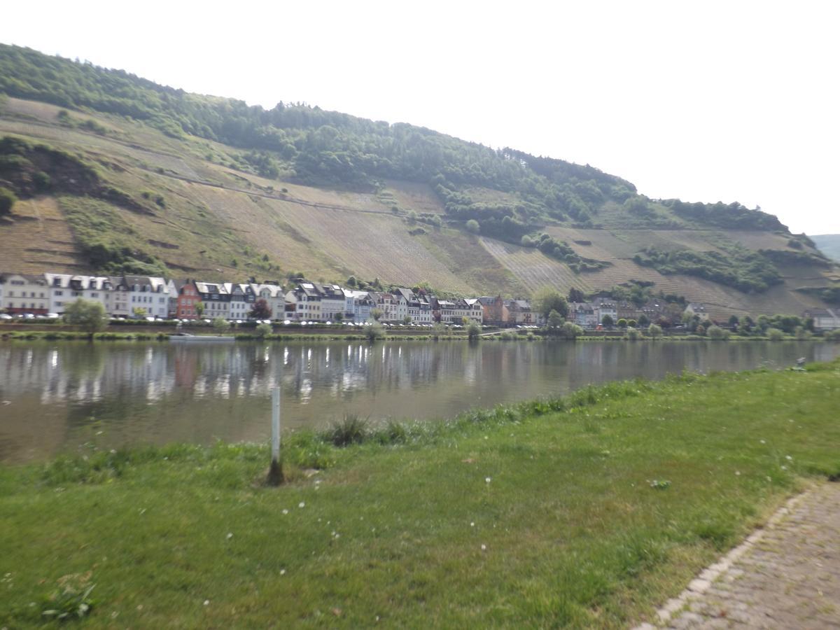 B&B Pension Winzerhaus Zell-Mosel Eksteriør bilde