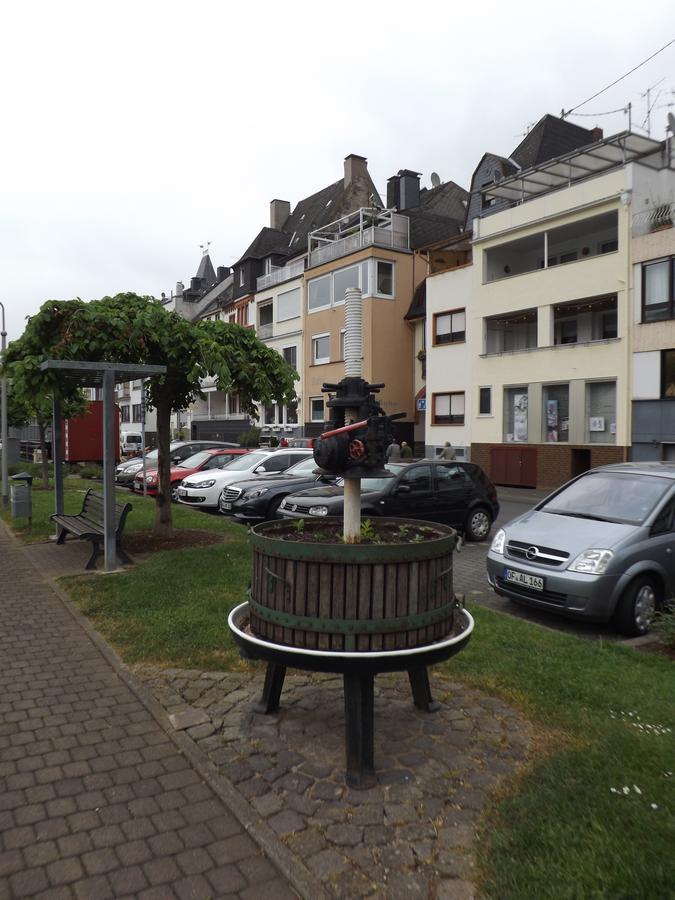 B&B Pension Winzerhaus Zell-Mosel Eksteriør bilde